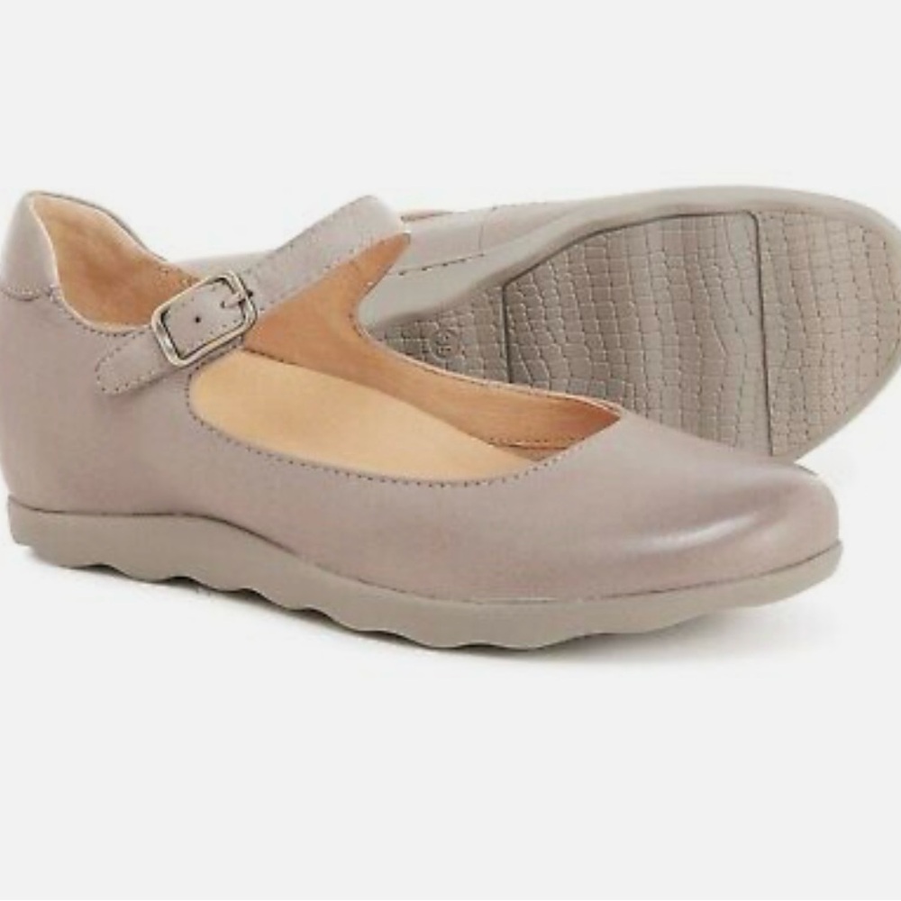 Comfort & Stylish Shoes